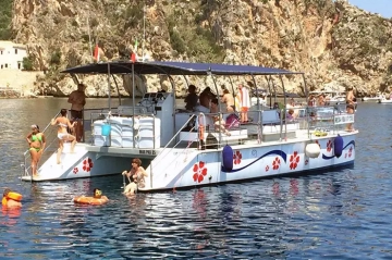 Mini crociera in catamarano: escursioni Riserva dello Zingaro e Scopello